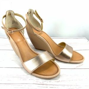 SEYCHELLES rose gold & beige leather wedge heels